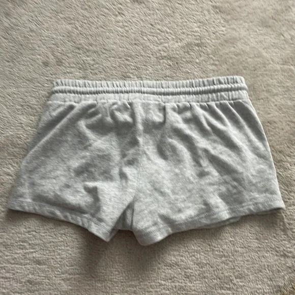 Phi Mu sweatshorts - Picture 2 of 3